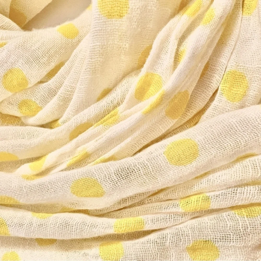 GAP scarf, white with yellow polka dots